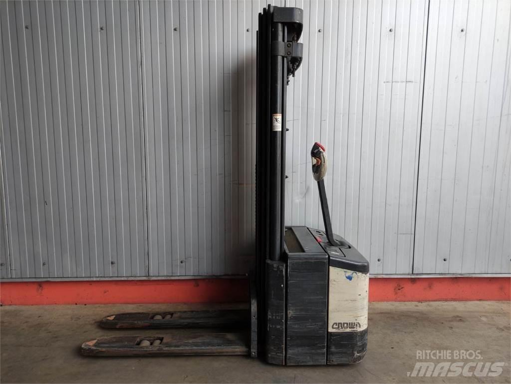 Crown WE 2300-1.6 TT 포크리프트
