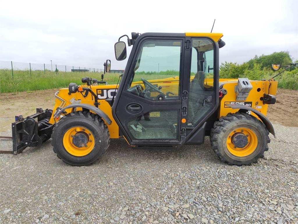 JCB 525-60 Hi Viz 텔러 핸들러
