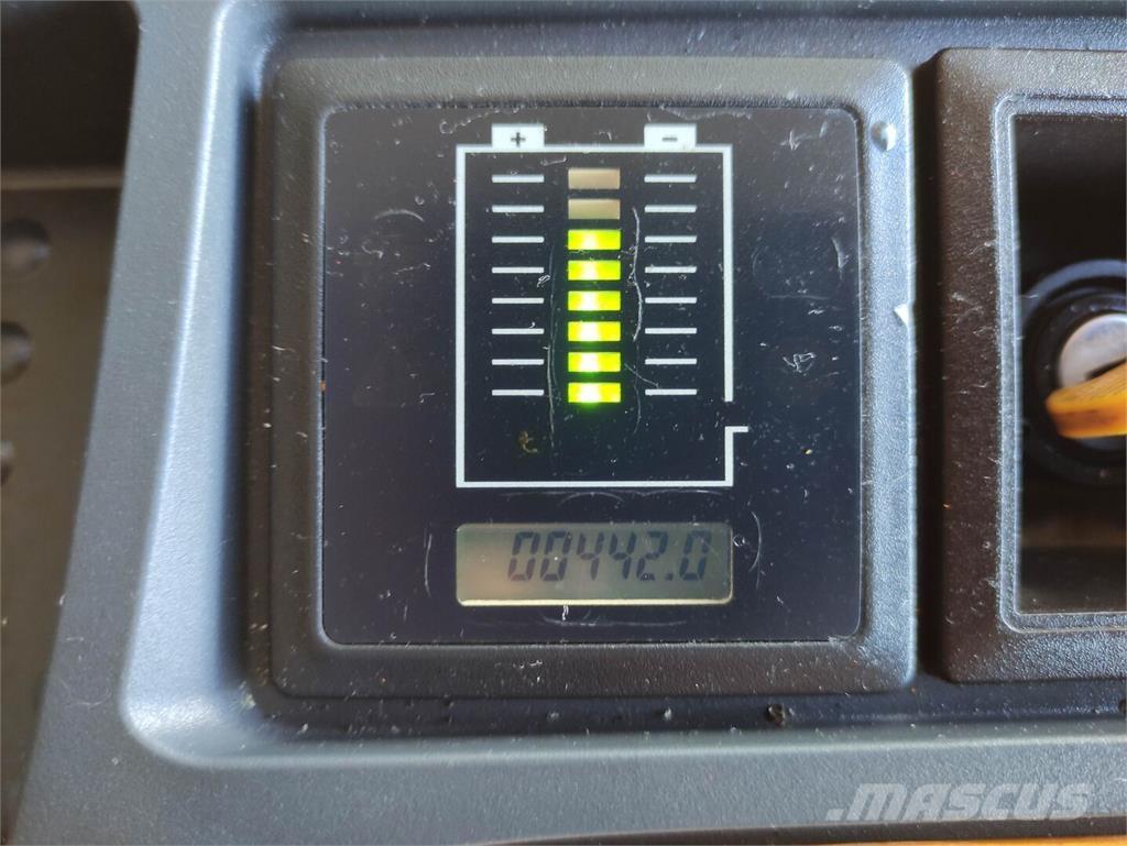 Jungheinrich EJC 216Z 포크리프트