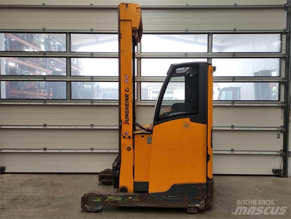 Jungheinrich ETM216 리치 트럭