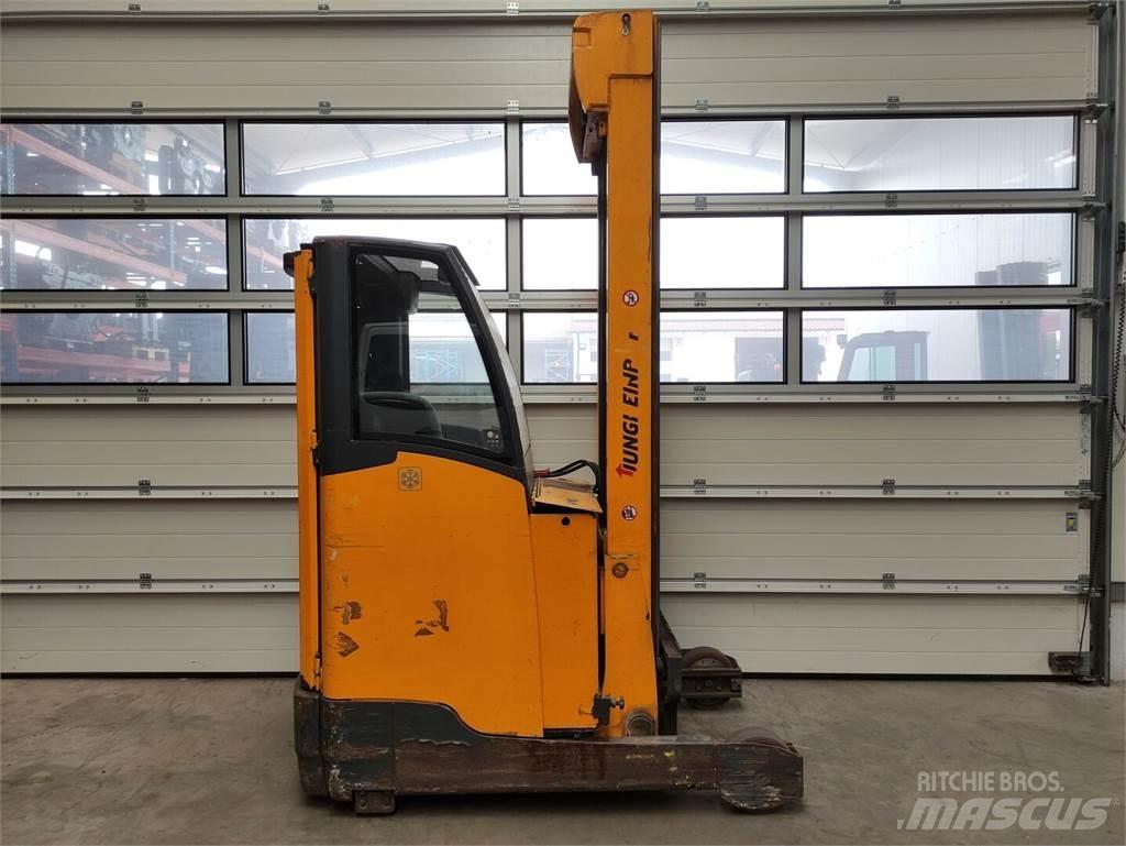 Jungheinrich ETM216 리치 트럭