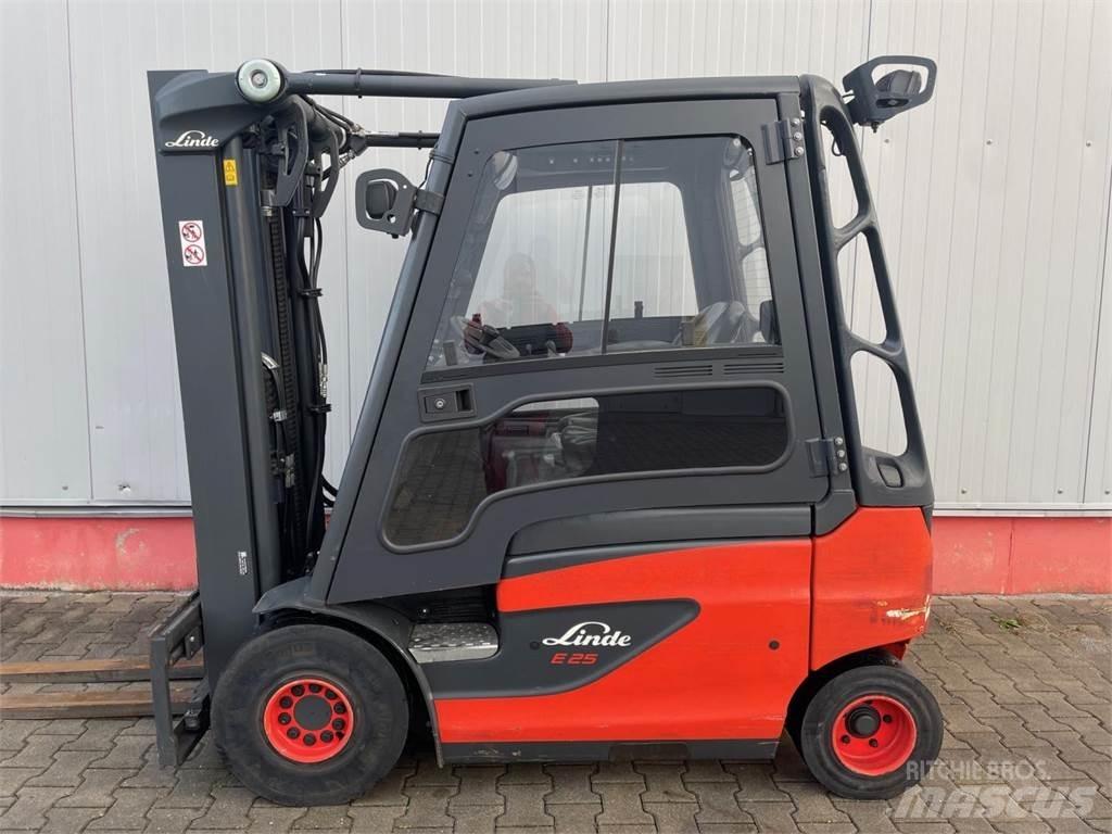 Linde E25-01-387 전동 지게차
