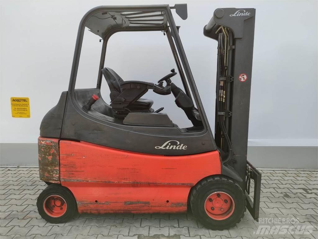 Linde E30/03/600-336 전동 지게차