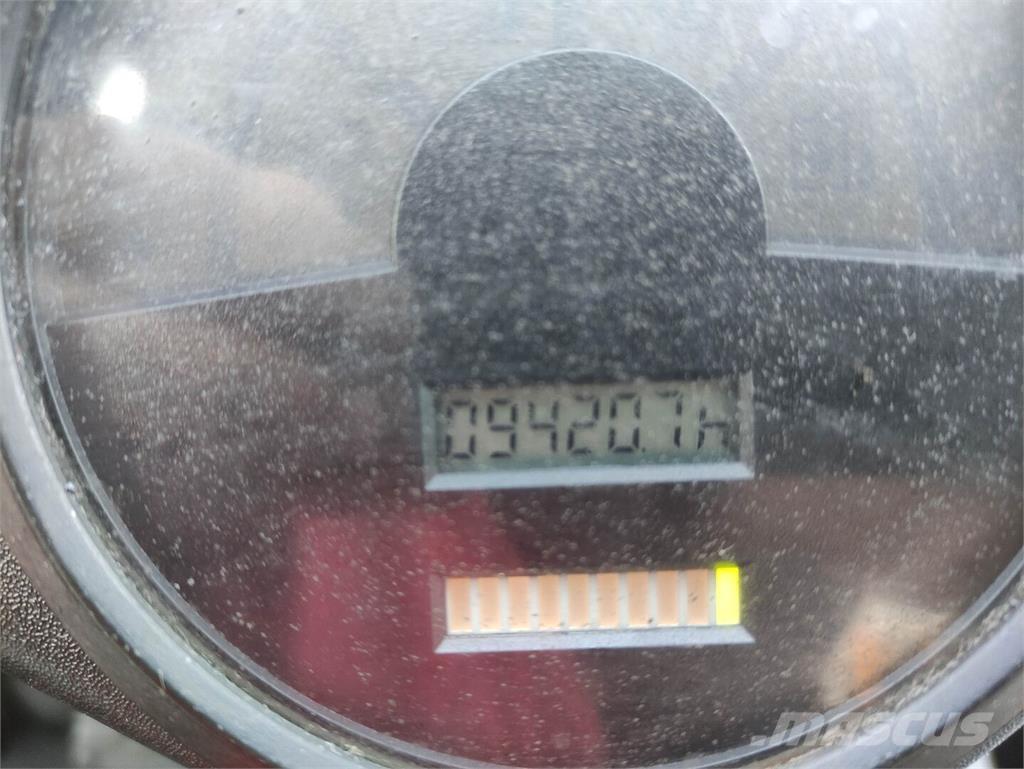 Linde E30-336-03 (LACK NEU) 전동 지게차