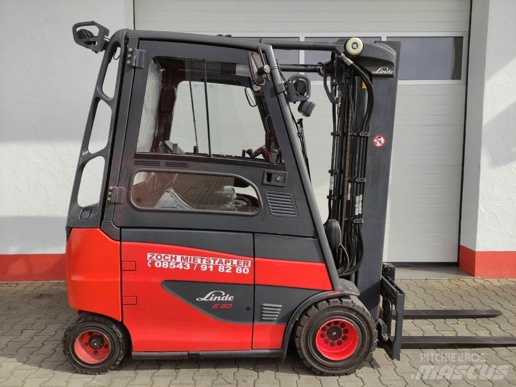 Linde E30H-01-600-387 전동 지게차