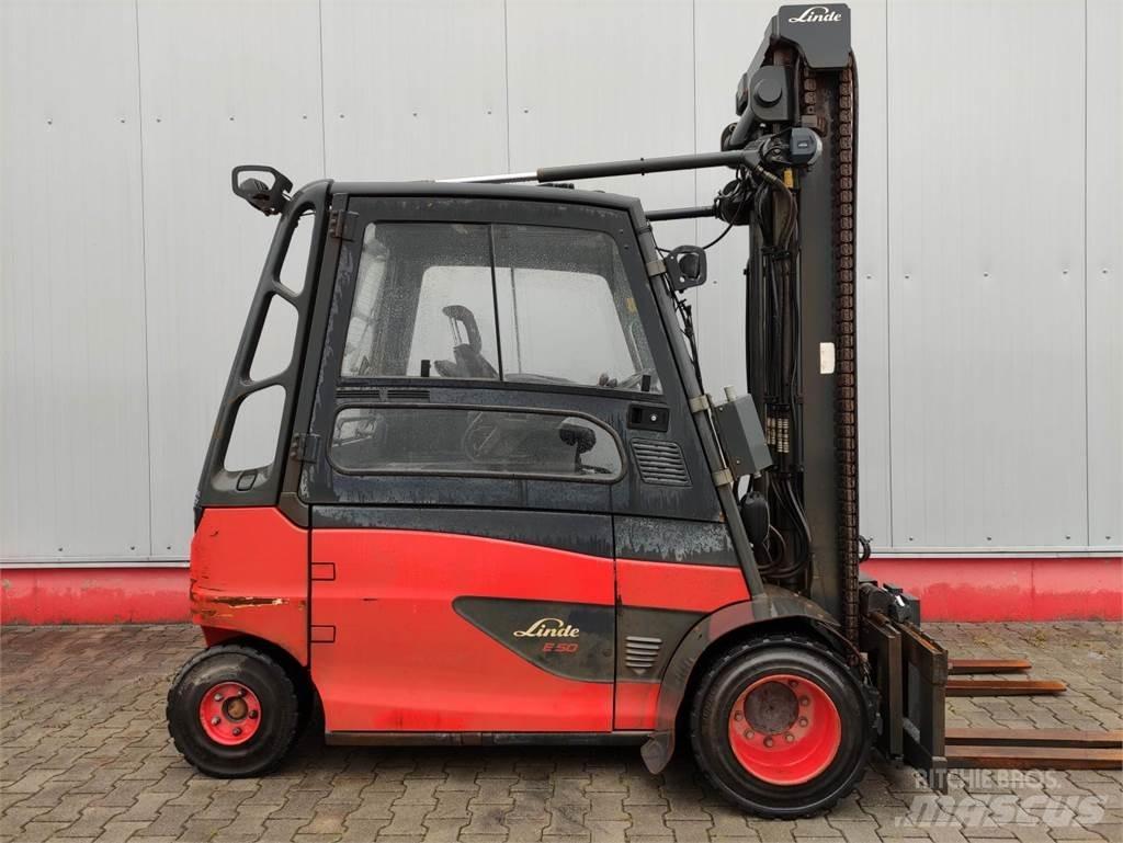 Linde E50HL-01-388 전동 지게차