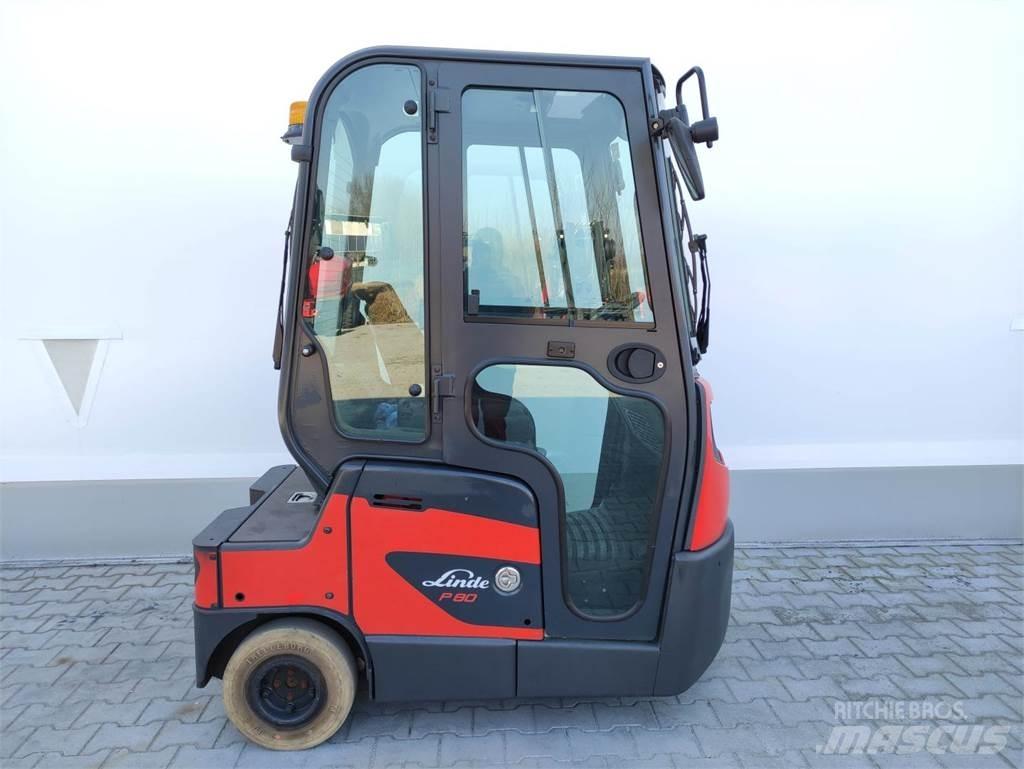Linde P80 견인 트럭