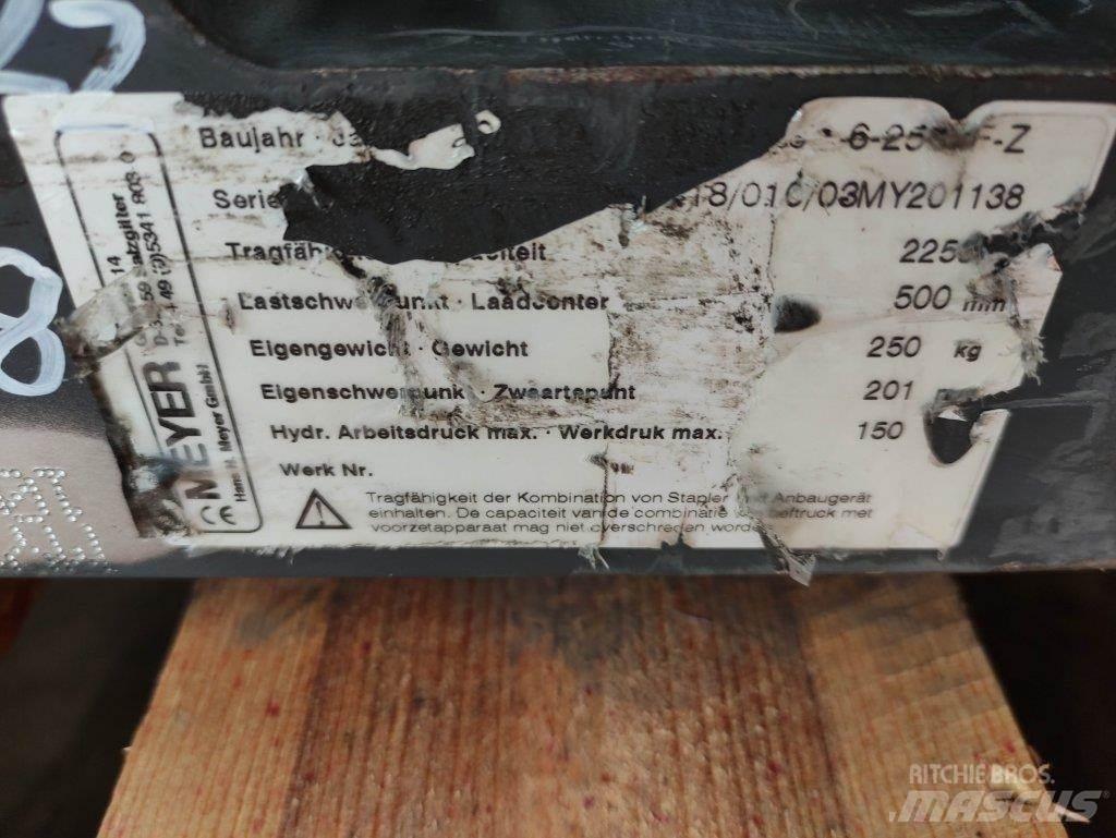 Meyer 6-2504F-Z 자재 장비 - 기타
