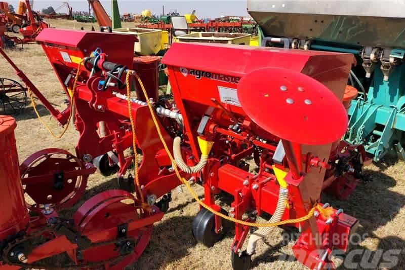 Agromaster 4 row planter Maize and Soya 기타 트럭
