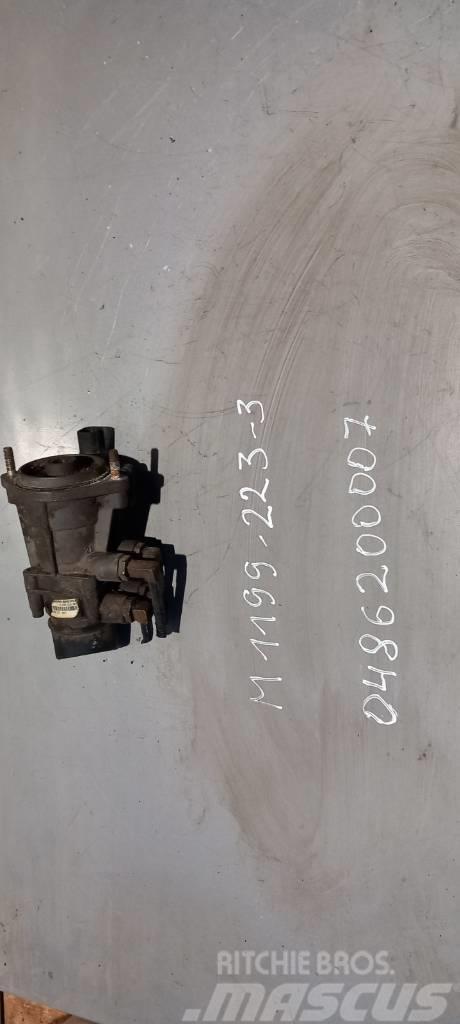 MAN TGA main brake valve 0486200007 기어박스