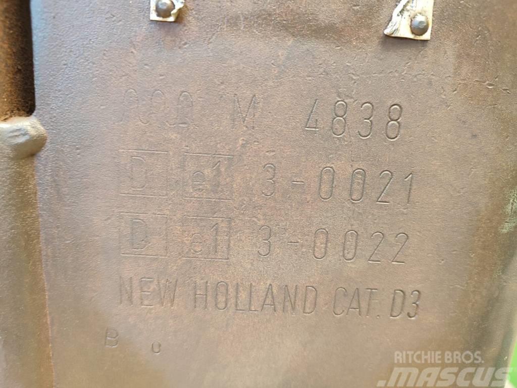 New Holland Hitch console M 4838 New Holland M 135 섀시 및 서스펜션