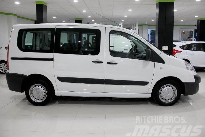 Citroën Jumpy Multispace Attraction 5/9pl.Business 125 패널 화물차