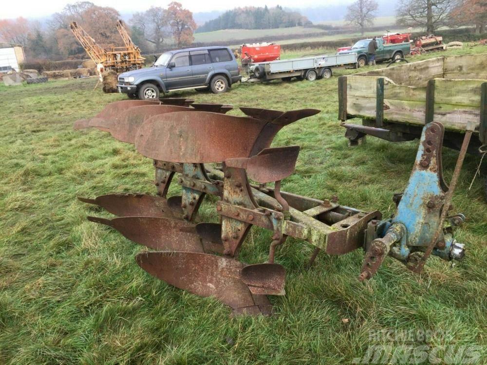 Ransomes 3 Furrow reversible plough £450 plus vat £540 기존 플로우(쟁기)