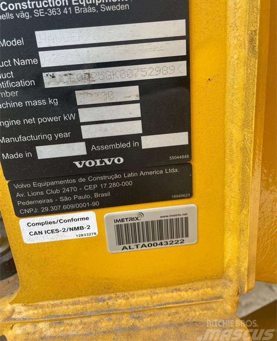 Volvo A25G 연결식 홀러