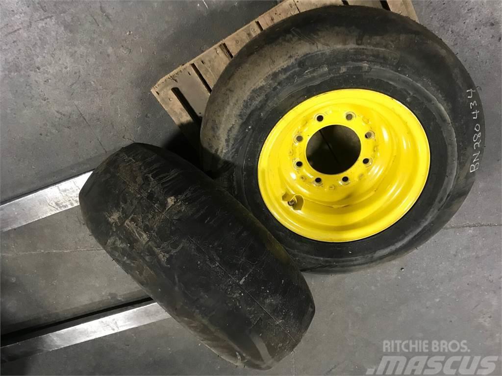 John Deere BN280434 Tire & Wheel ass'm 기타 조파기 및 부속품