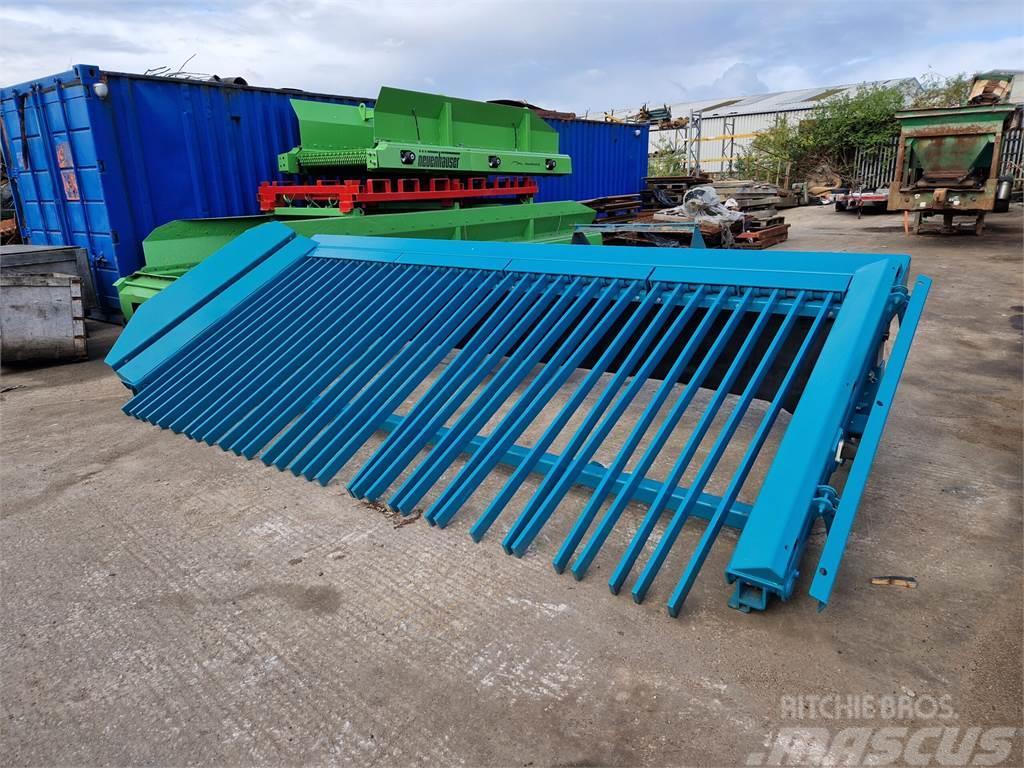  New / Un-Used Powerscreen 14ft Tipping Grid 스크리너