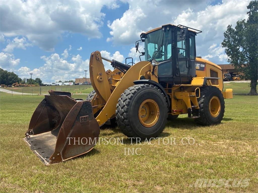 CAT 926M 휠로우더