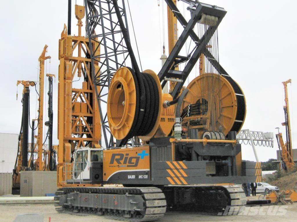 바우어 MC 128 cutter rig.plus, 2019, Schrobenhausen, 독일 - 익숙한 드래그라인 굴삭기 ...